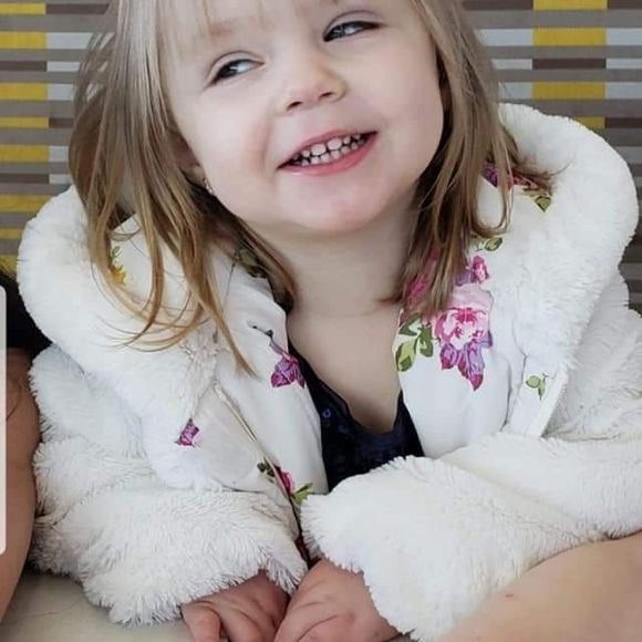 Meet your Posher, Monika - Picture 1 of 1